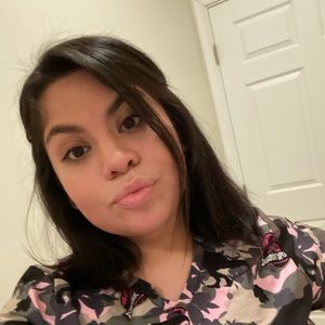 Meet your Posher, Carmen